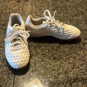 Youth Nike Tiempo Soccer Cleats sz 1.5